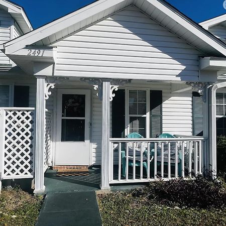 Charming 2 Bdr 1 Bath Home Fenced Byard N Pensacola Pet Friendly Close To Bases Exterior photo